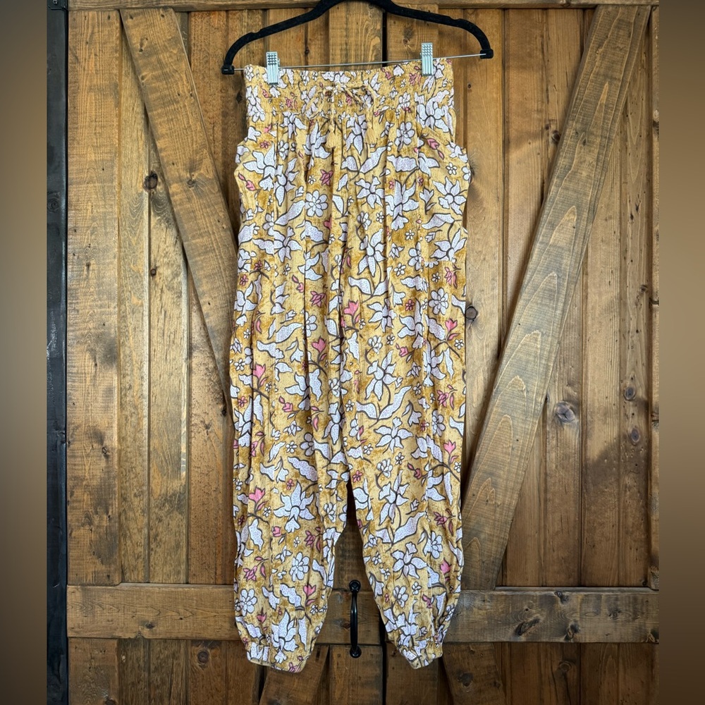 Aerie Floral Yellow Joggers